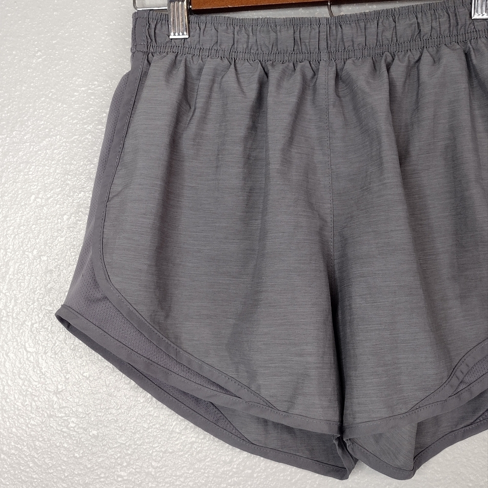 Nike Women's Elastic Waist High Rise Training Running Workout Athletic Shorts - Picture 3 of 14
